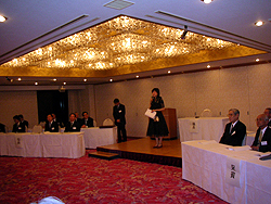 暁木会会長賞 青木さんの受賞あいさつ