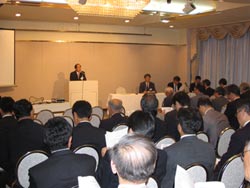 左中東京支部長あいさつ